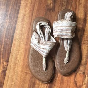 Sanuk Yoga Sandals, Size 7